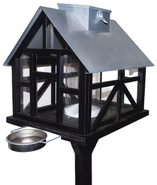 Σπίτι τροφοδοσίας πουλιών / σανίδα ζωοτροφών - Πανόραμα - με φως και τα πάντα για ζωοτροφές και νερό