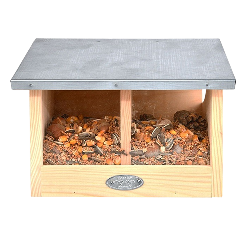 Feeding house for squirrels - Διπλό σπίτι για τάισμα σκίουρων
